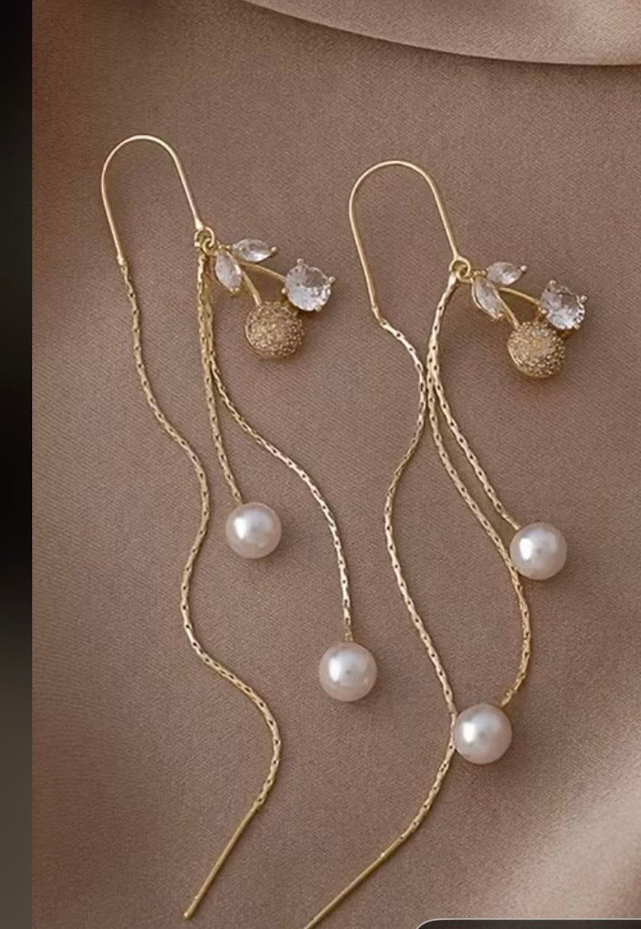 Elegant long rhinestone drop earrings