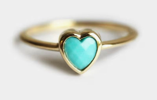 Lovely dainty gold and aqua heart ring